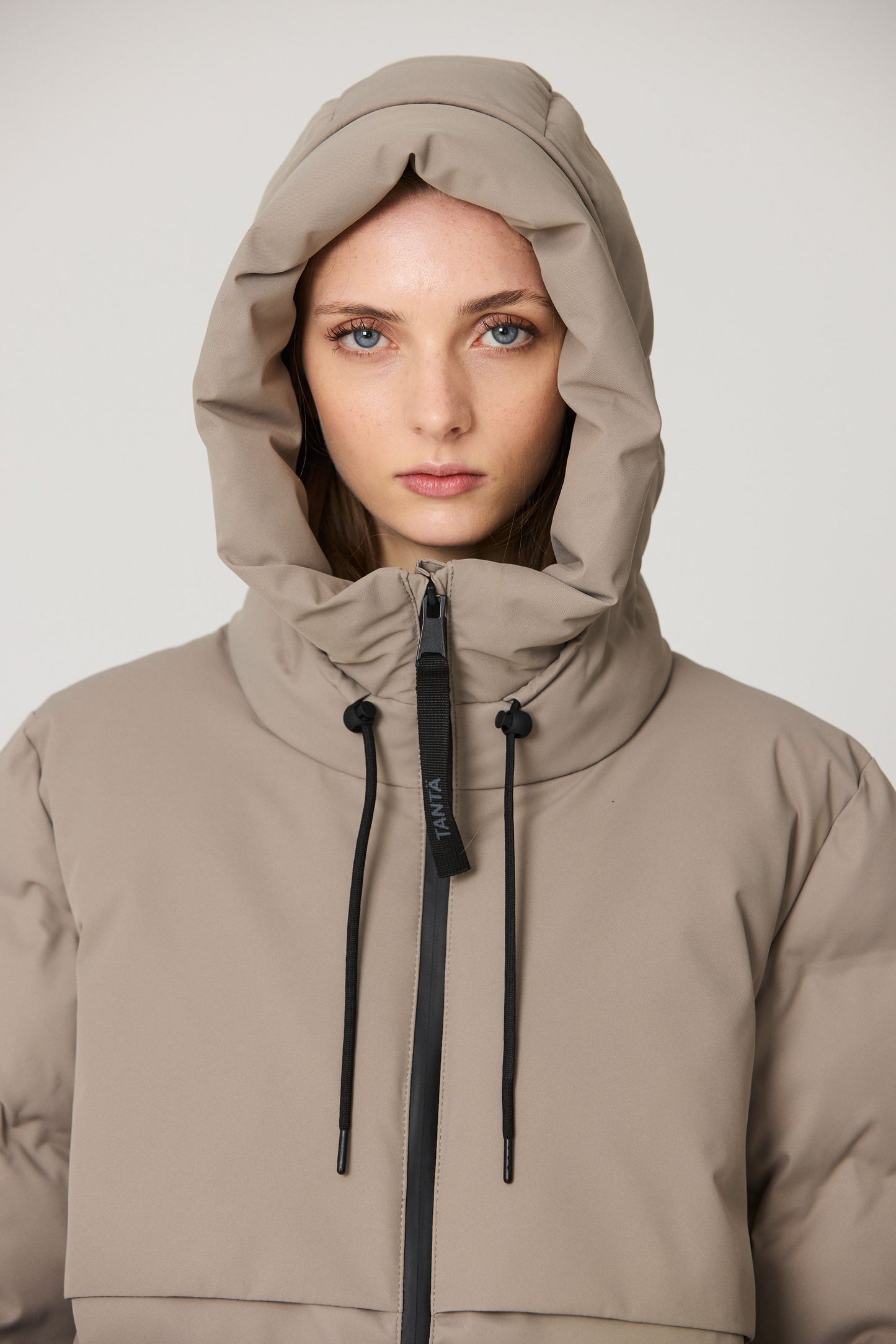 Snestorm Winter Twig Raincoat